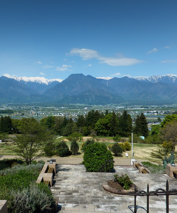 北アルプス展望美術館(池田町立美術館)