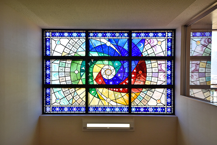 ステンドグラス窓 池田町創造館